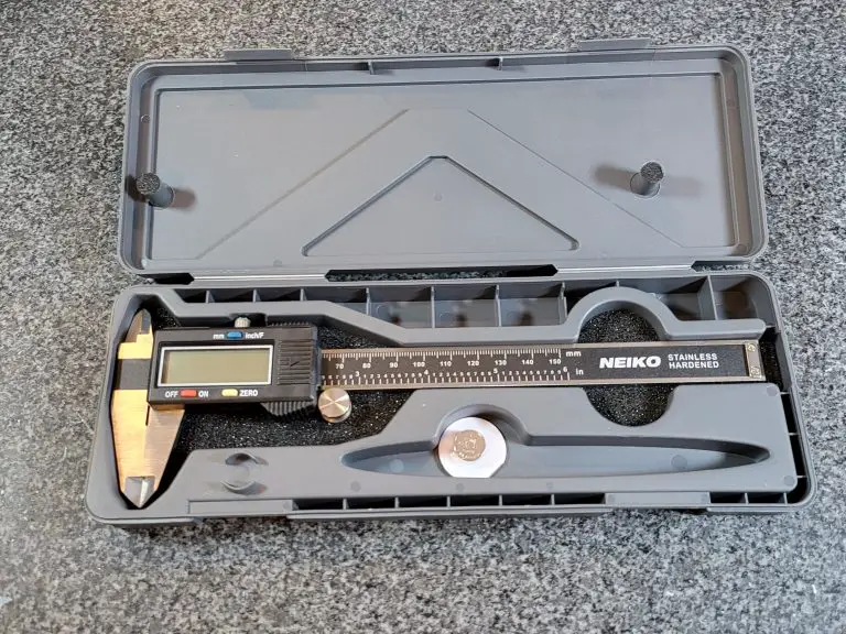 Neiko digital caliper in case unwrapped