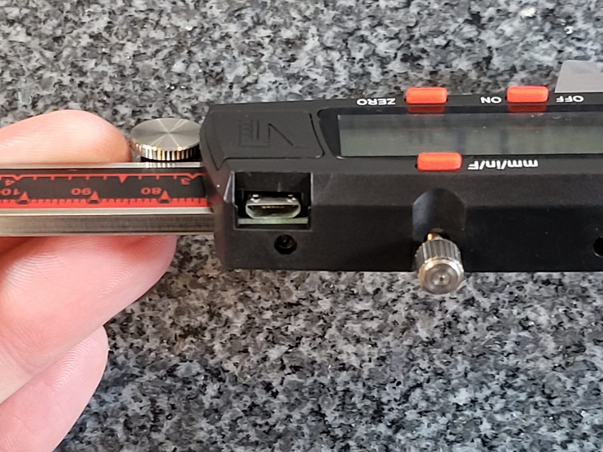 VINCA DCLA0605 Digital Caliper Review Machinist Guides