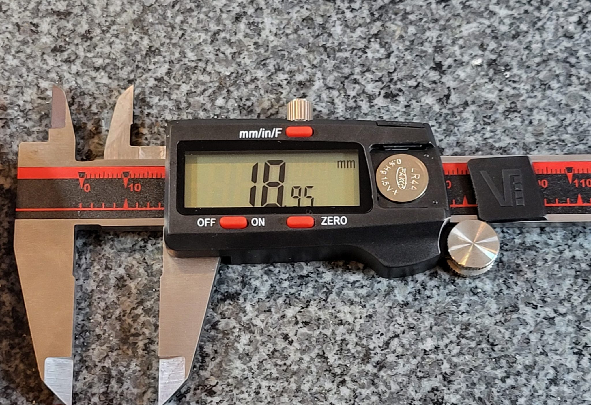 A Beginner's Guide to Calipers Dial and Digital Machinist Guides