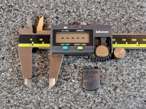 mitutoyo digital caliper with battery installed