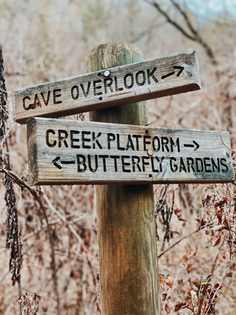 outdoor navigational trail signs