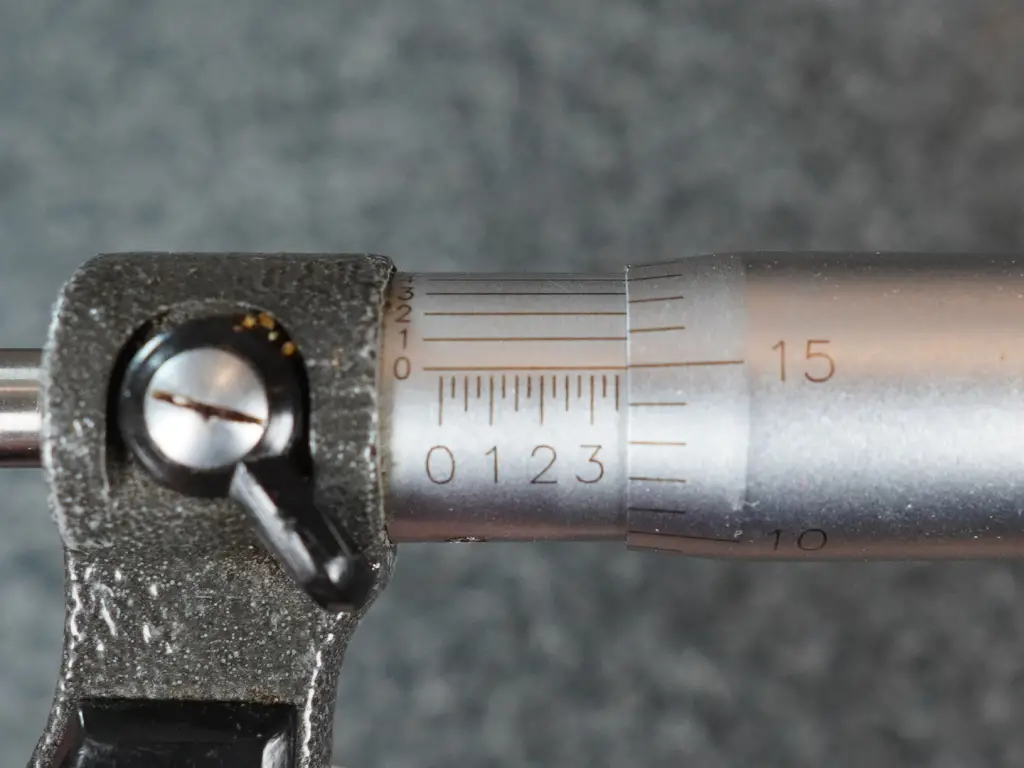 How to Read a Micrometer Beginner's Guide Machinist Guides